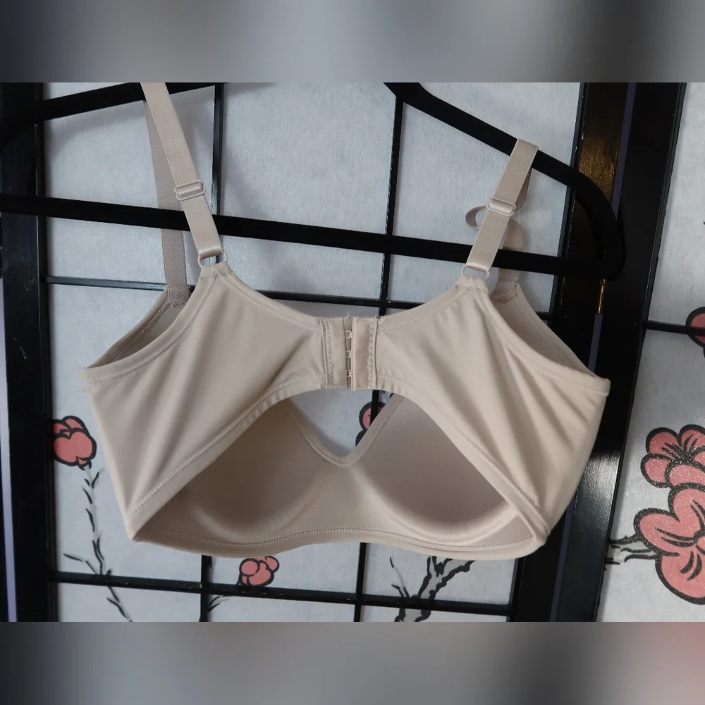 Rene Rofe Cream Seamless Bra 36D - Picture 5 of 5